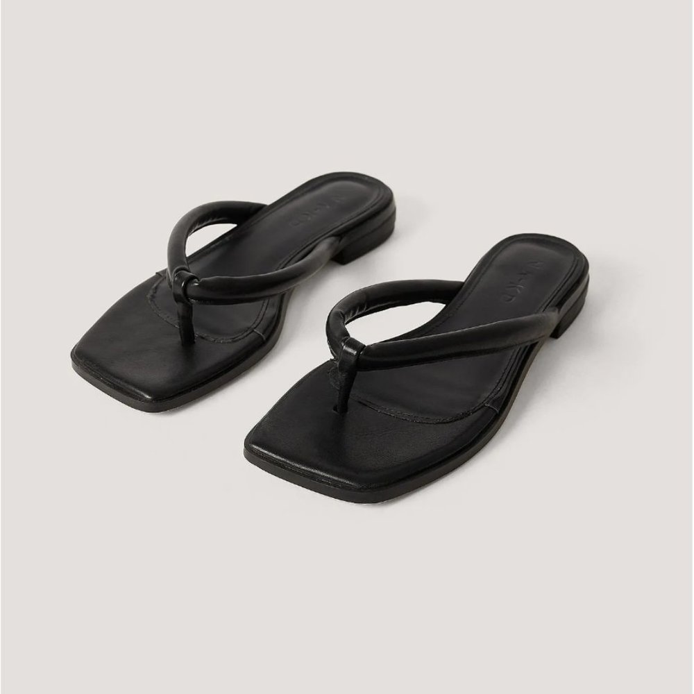 NA-KD Padded Strap Flip Flops